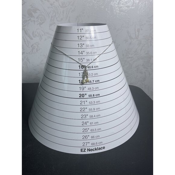 Vintage Trifari Silver Tone Necklace With Dangling Knot & Pearl Pendant - Picture 2 of 3